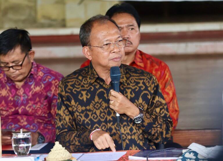 Gubernur Koster Telah Buktikan, Bukan Pemimpin  Anti Kritik
