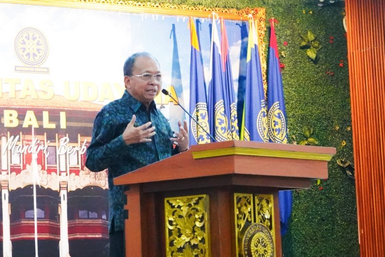 Gubernur Koster Promosikan Garam Tradisional Bali